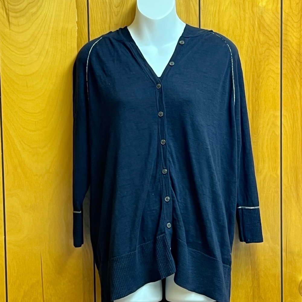 Ladies Eddie Bauer hooded cardigan navy blue with hood size xl